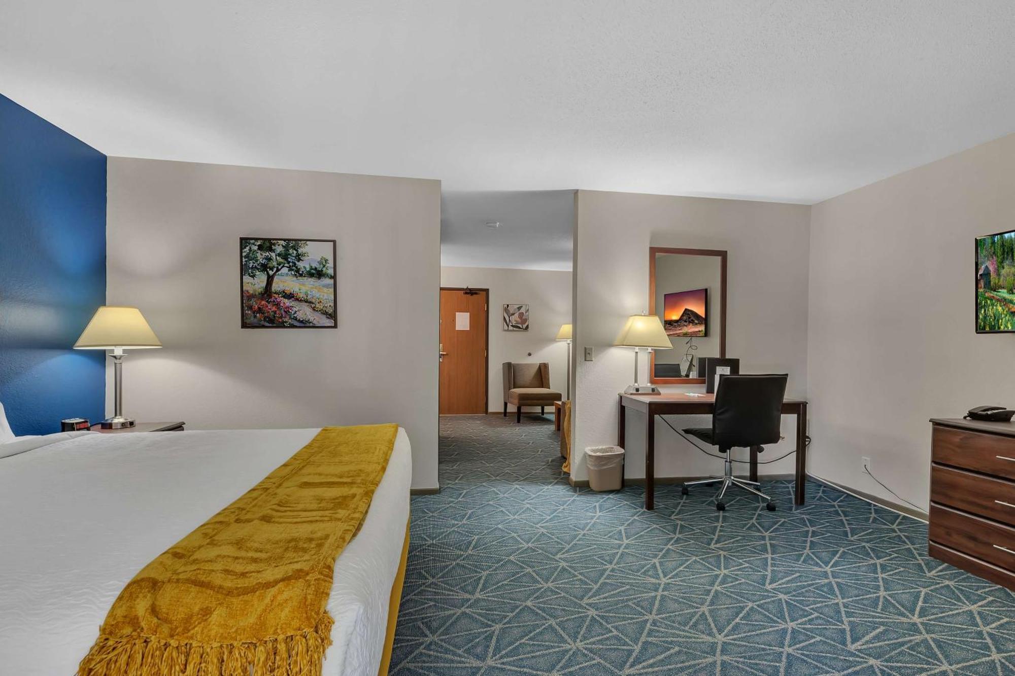 Hotel Surestay By Western Spicer