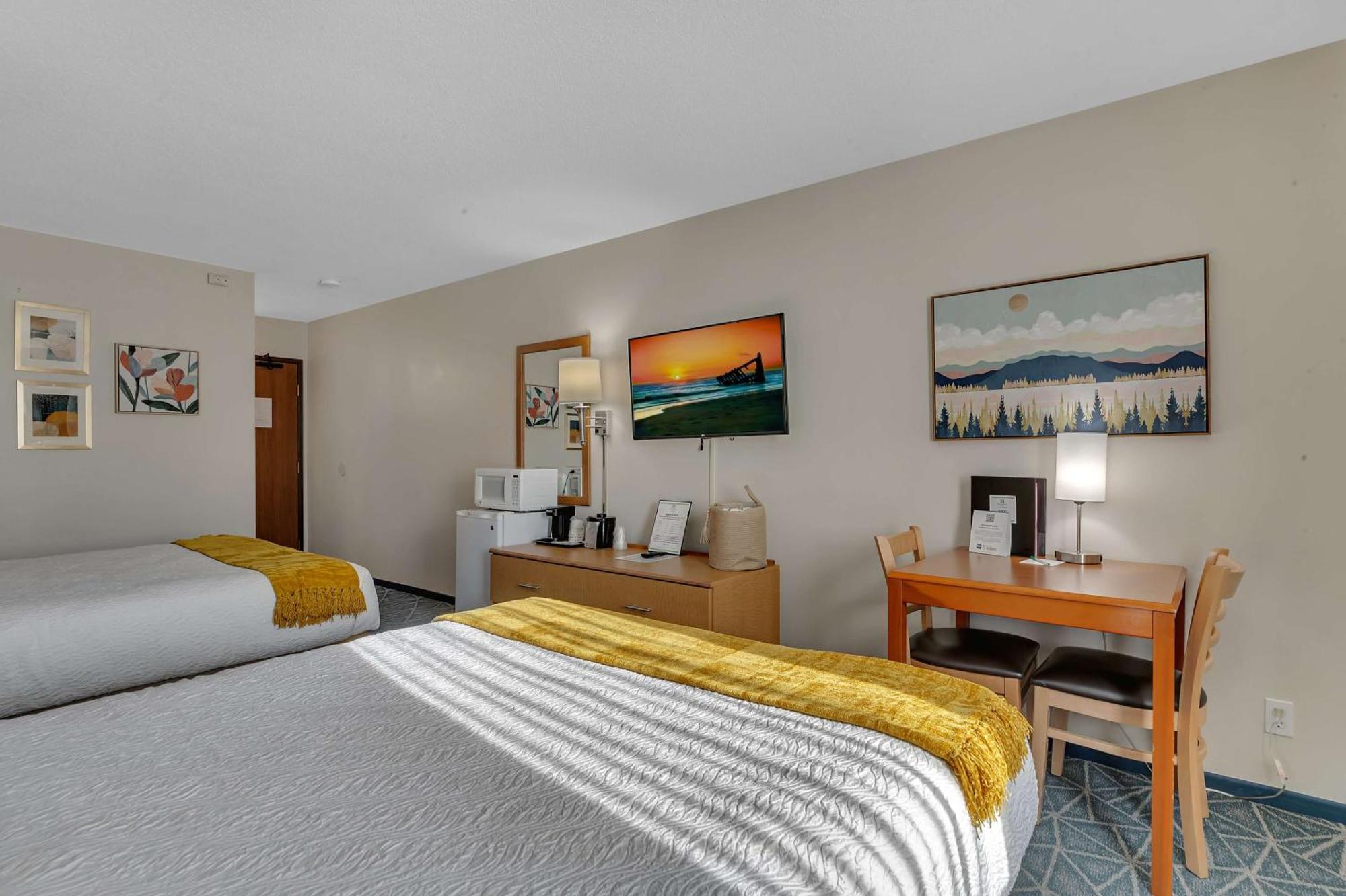 Hotel Surestay By Western Spicer