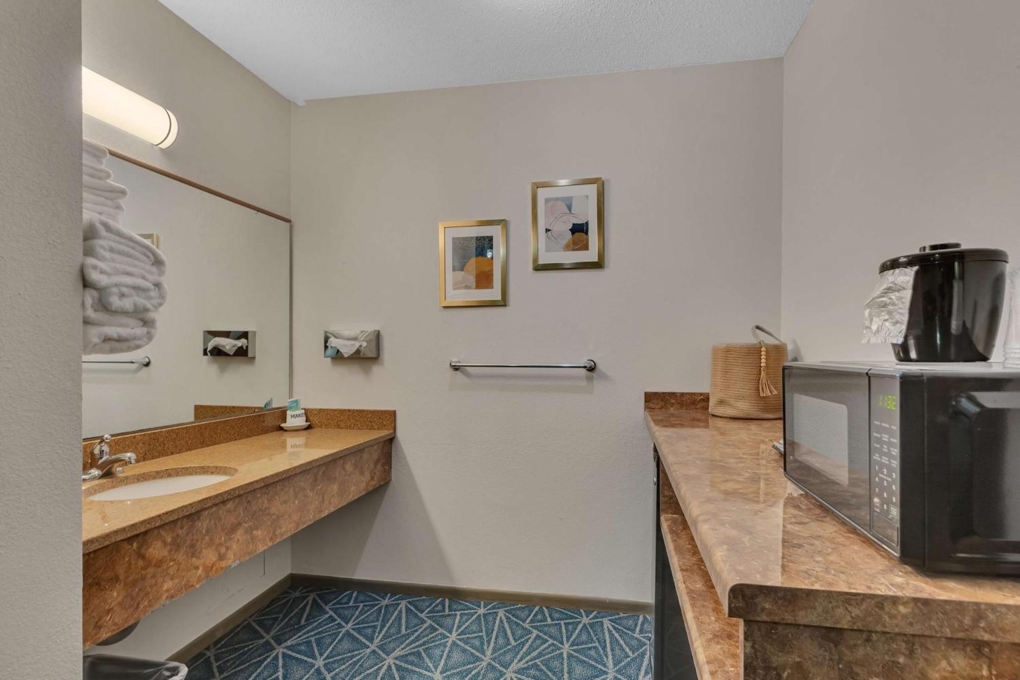 Surestay By Western Hotel Spicer
