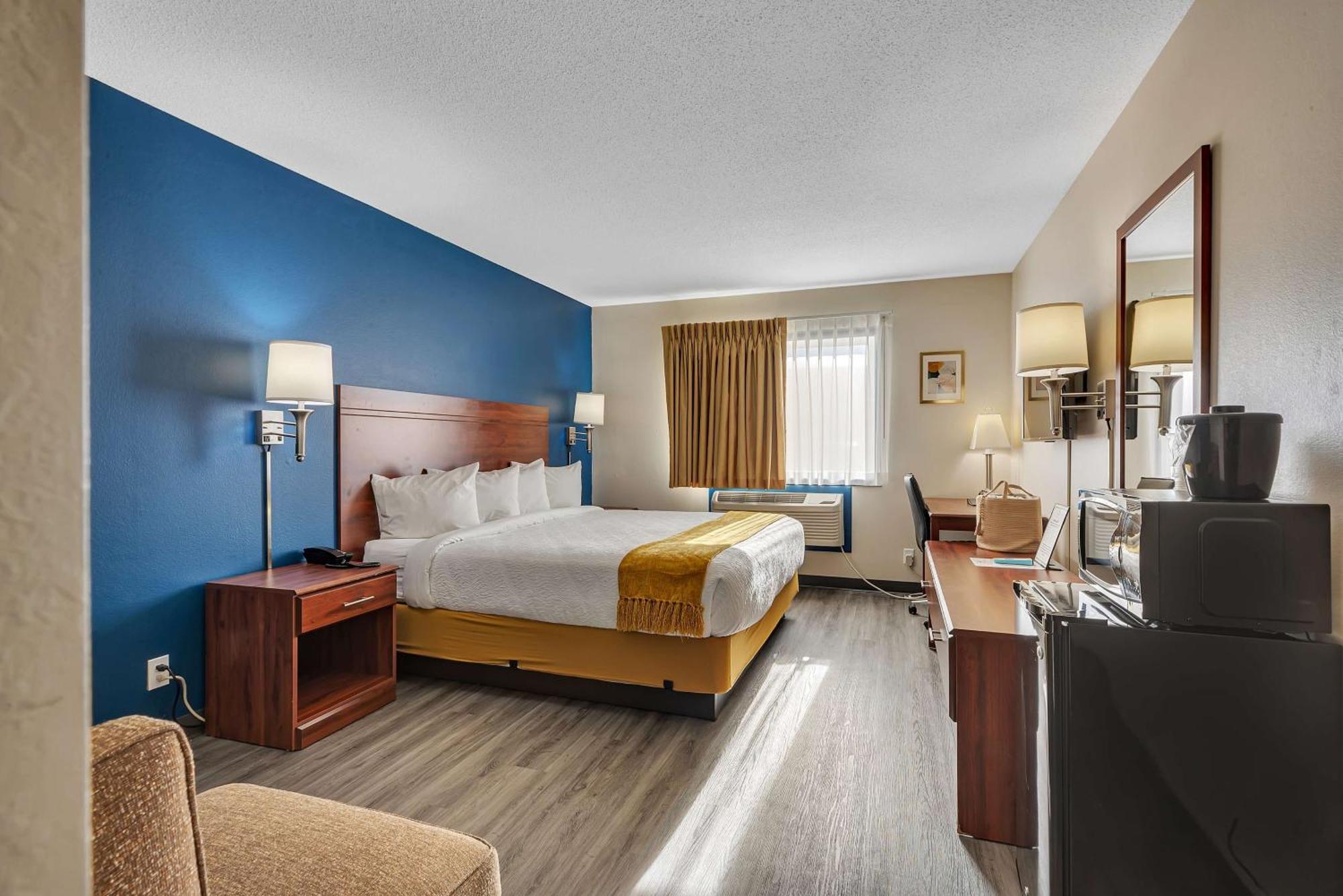 Hotel Surestay By Western Spicer