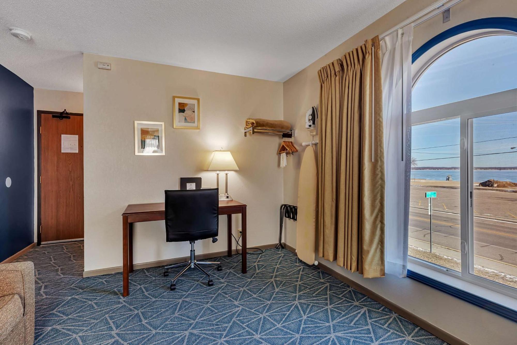 Hotel Surestay By Western Spicer